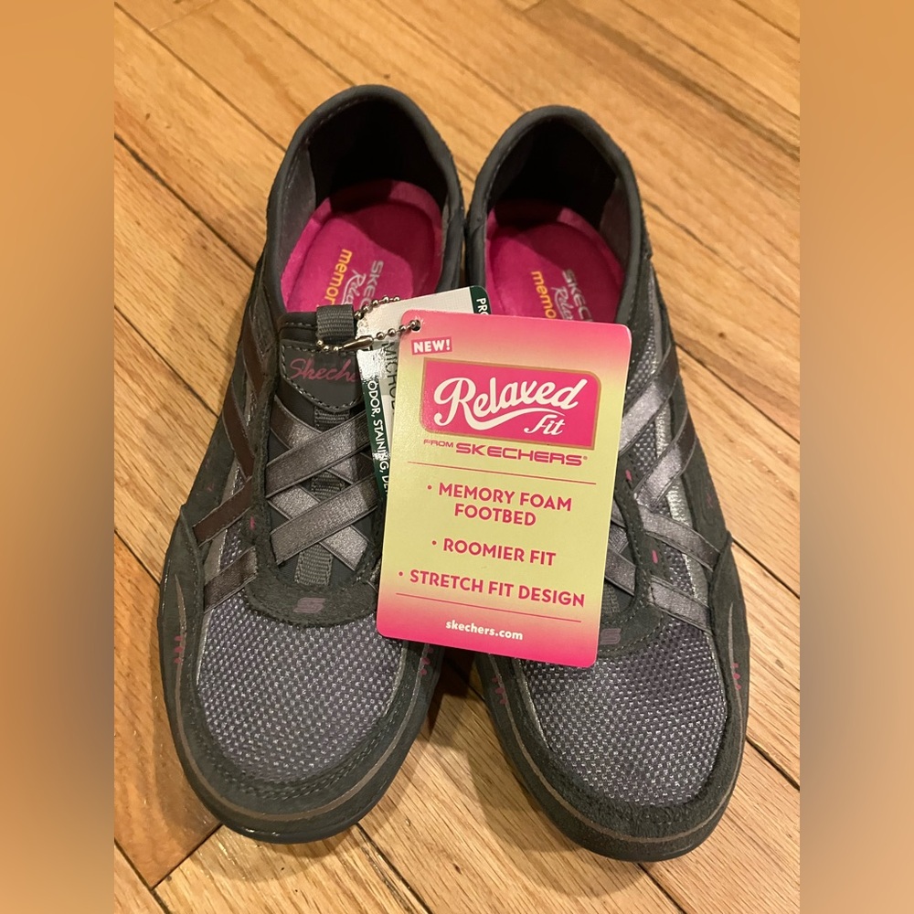 Skechers relaxed fit memory foam slip ons NWT